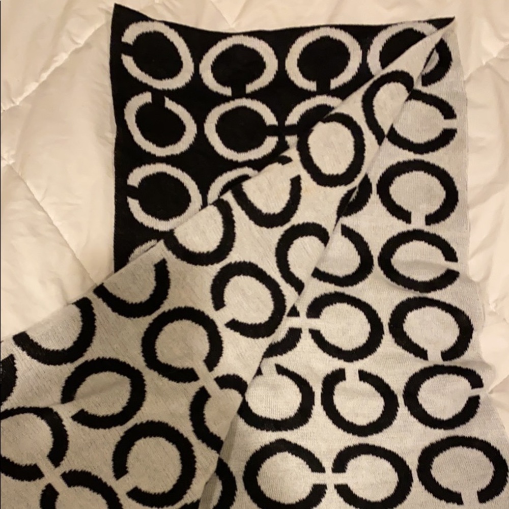 Coach scarf